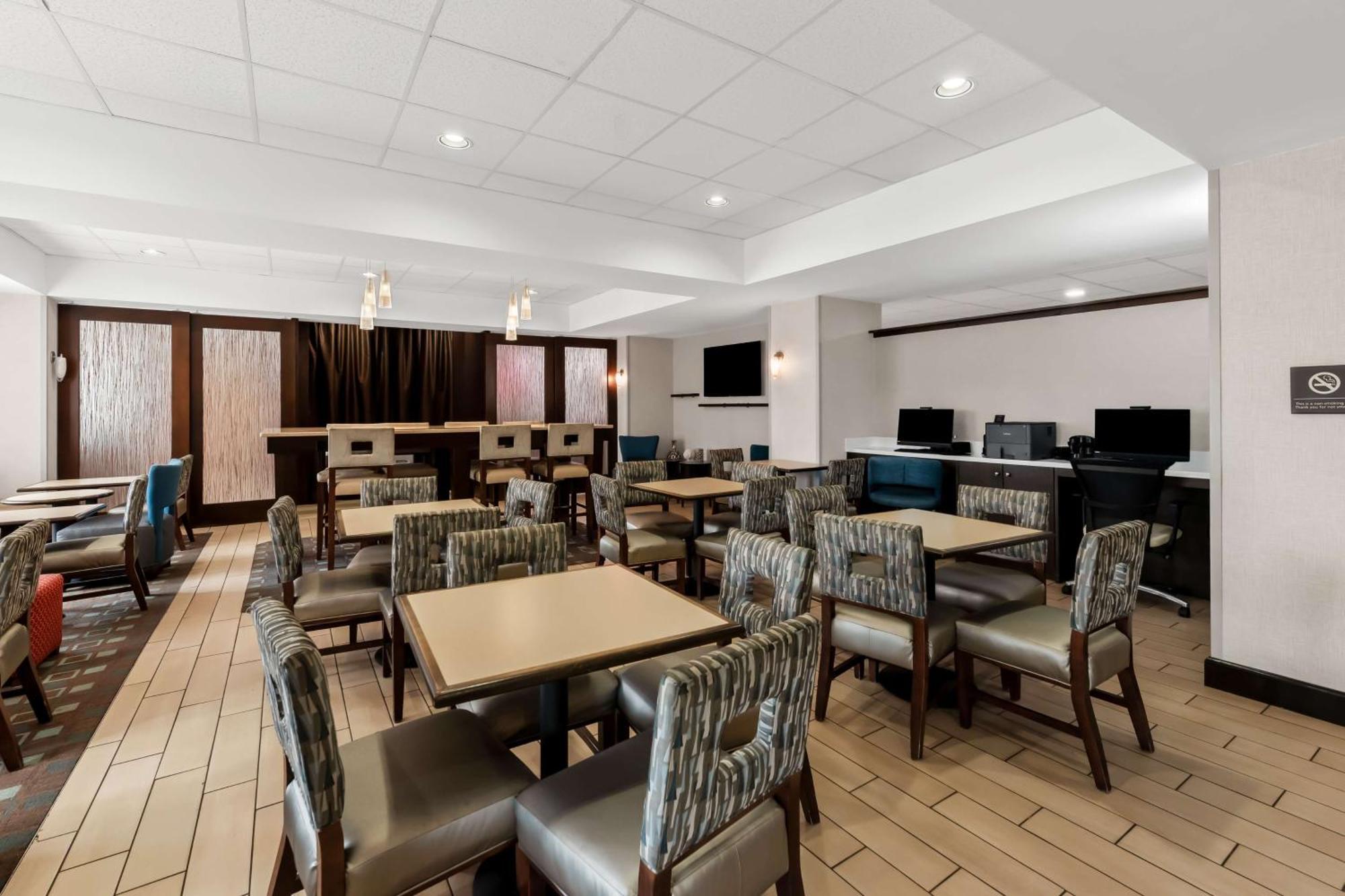 Hampton Inn Pennsville Exteriér fotografie